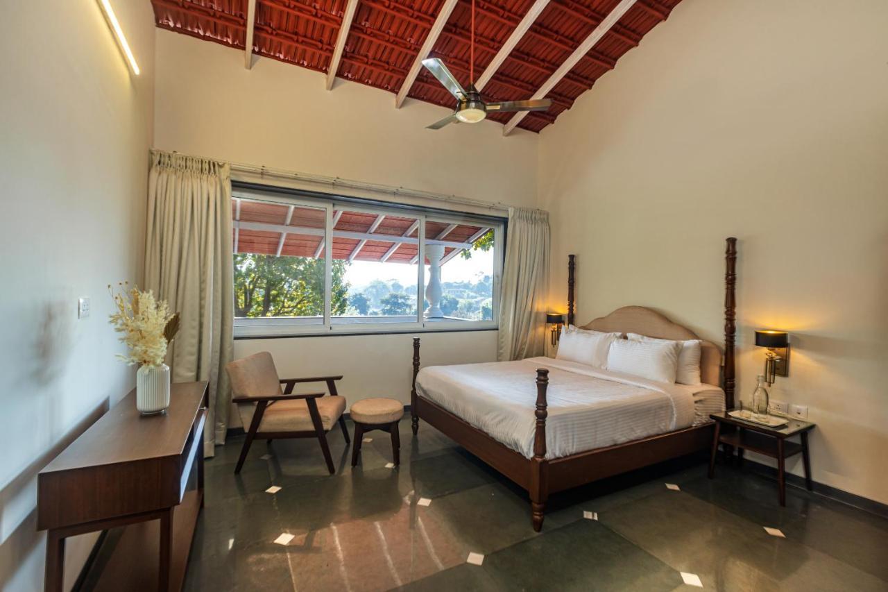 Saffronstays Mariposa By The River Montana, Karjat Luaran gambar