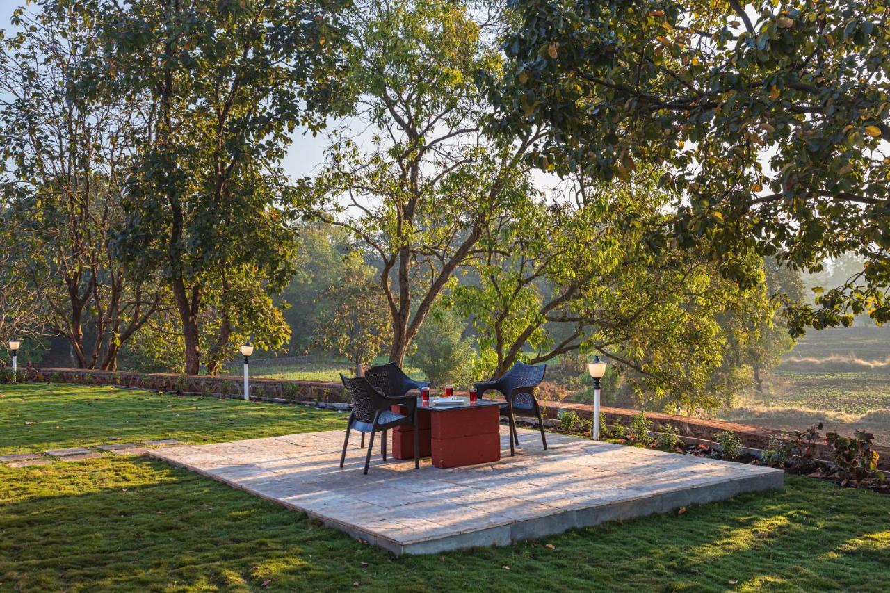 Saffronstays Mariposa By The River Montana, Karjat Luaran gambar