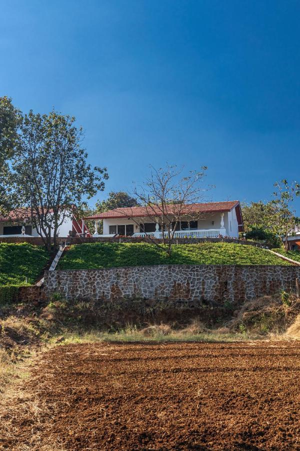 Saffronstays Mariposa By The River Montana, Karjat Luaran gambar